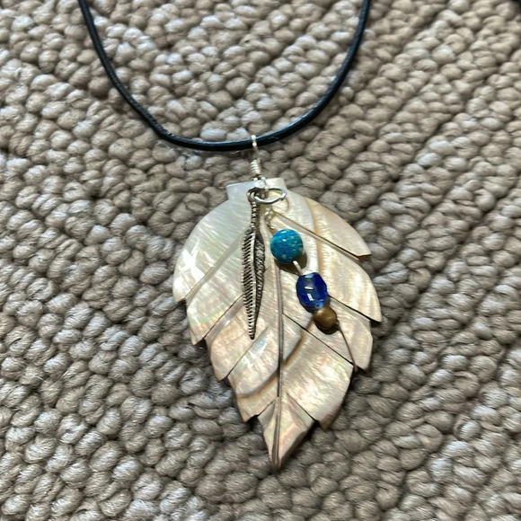 TWO NECKLACES - Picture 2 of 5